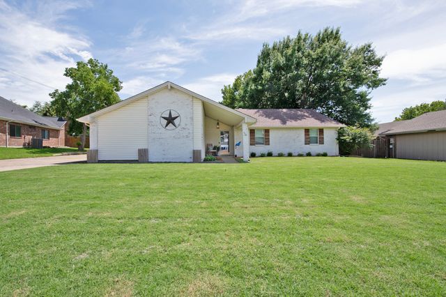 119 Reba Road, Heath, TX 75032
