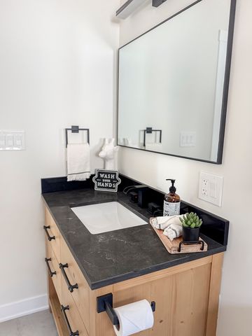 3128 Arthur Avenue, Brookfield, IL 60513