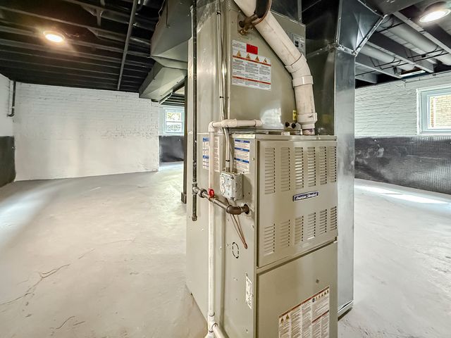 3128 Arthur Avenue, Brookfield, IL 60513