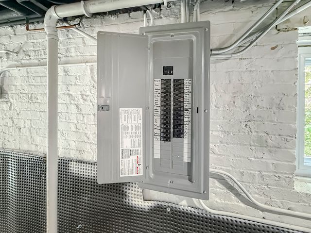 3128 Arthur Avenue, Brookfield, IL 60513