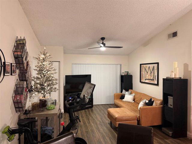 9999 Summerbreeze Dr 815, Sunrise, FL 33322