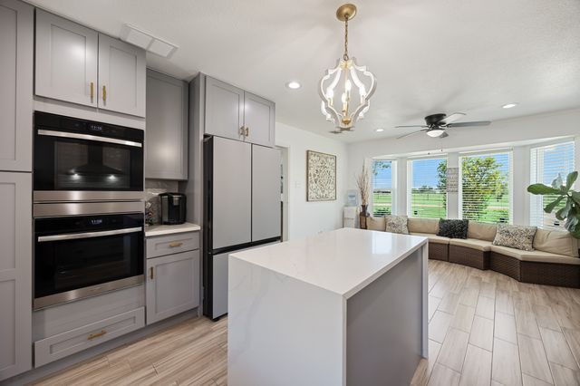 1301 Davis Lane, Terrell, TX 75160