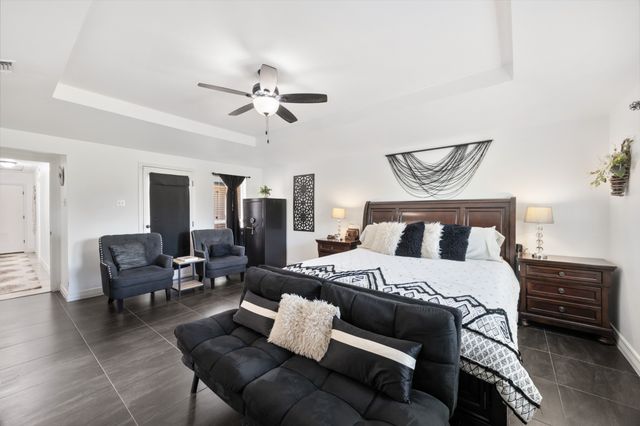 1301 Davis Lane, Terrell, TX 75160
