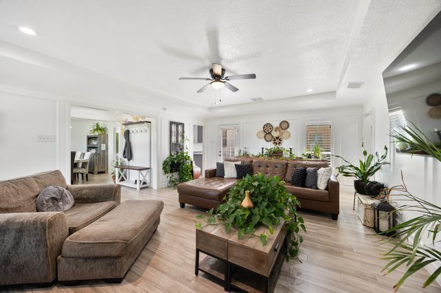 1301 Davis Lane, Terrell, TX 75160