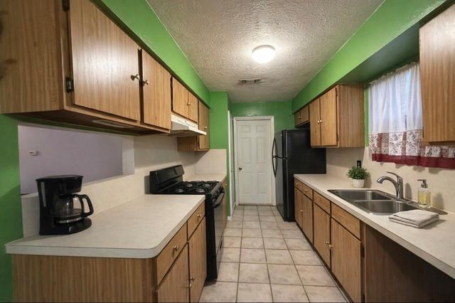 2102 Snowdrop Lane, Houston, TX 77067
