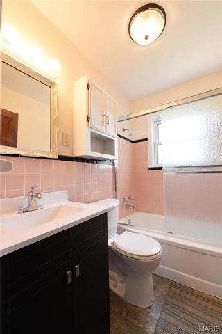 10337 Little Flower Lane, St Ann, MO 63074