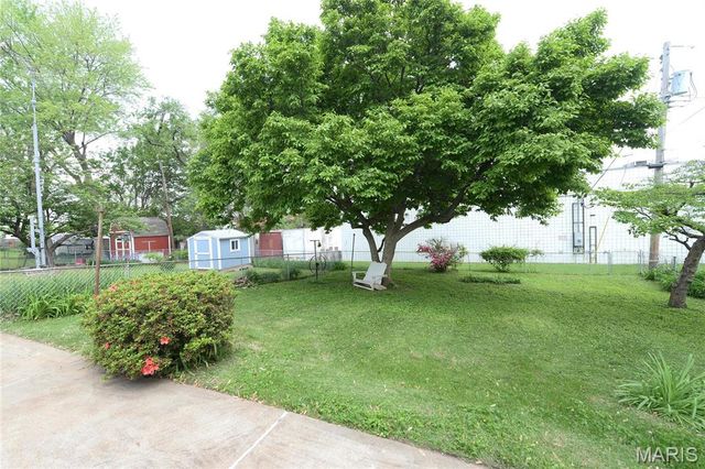 10337 Little Flower Lane, St Ann, MO 63074