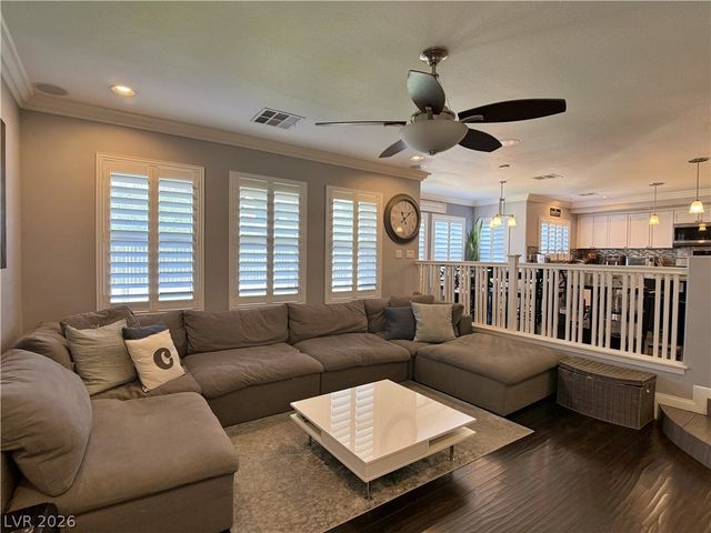 7132 Diving Petrels Place, North Las Vegas, NV 89084