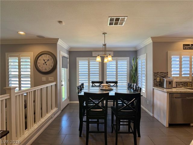 7132 Diving Petrels Place, North Las Vegas, NV 89084