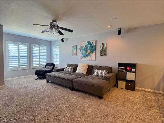 7132 Diving Petrels Place, North Las Vegas, NV 89084