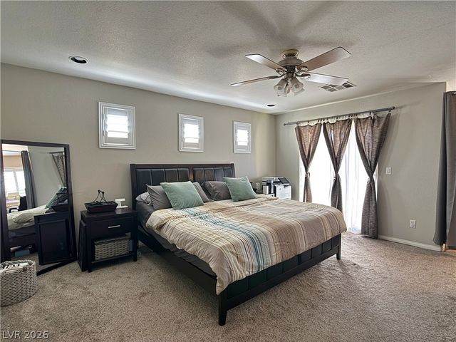 7132 Diving Petrels Place, North Las Vegas, NV 89084