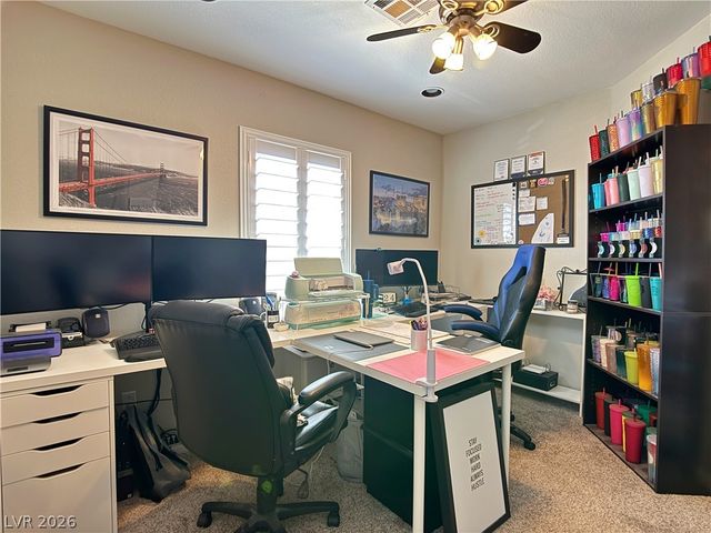 7132 Diving Petrels Place, North Las Vegas, NV 89084