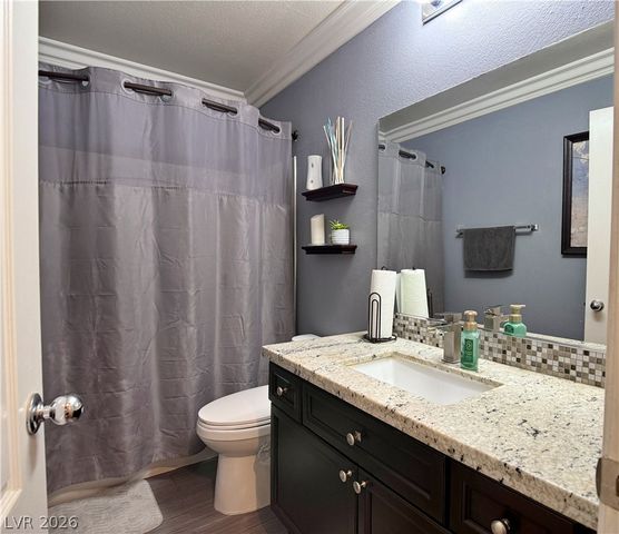 7132 Diving Petrels Place, North Las Vegas, NV 89084