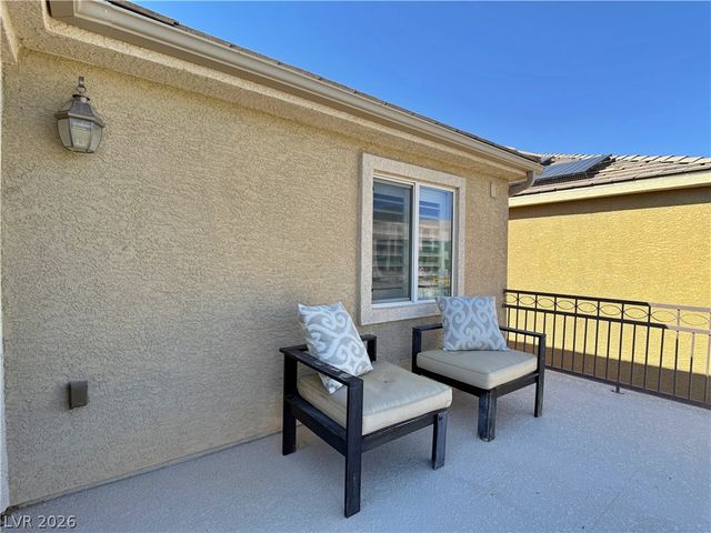 7132 Diving Petrels Place, North Las Vegas, NV 89084