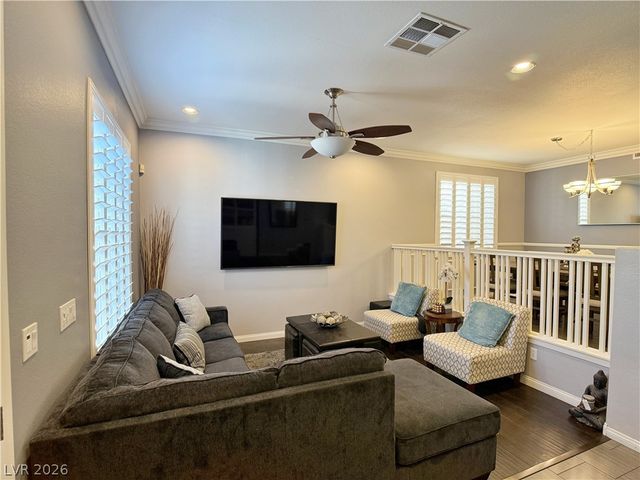 7132 Diving Petrels Place, North Las Vegas, NV 89084