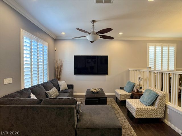 7132 Diving Petrels Place, North Las Vegas, NV 89084