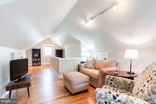 2018 ROCKWELL AVE, Catonsville, MD 21228