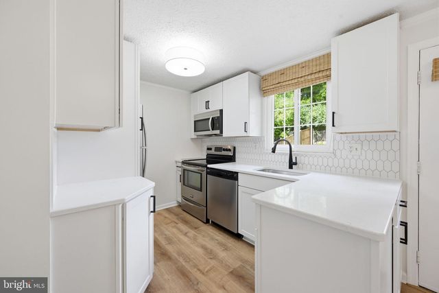 25500 COLTRANE DR, Damascus, MD 20872