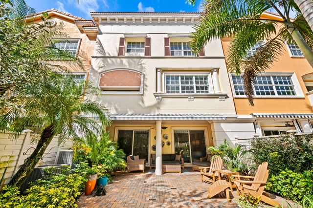 5580 NE Trieste Terrace, Boca Raton, FL 33487