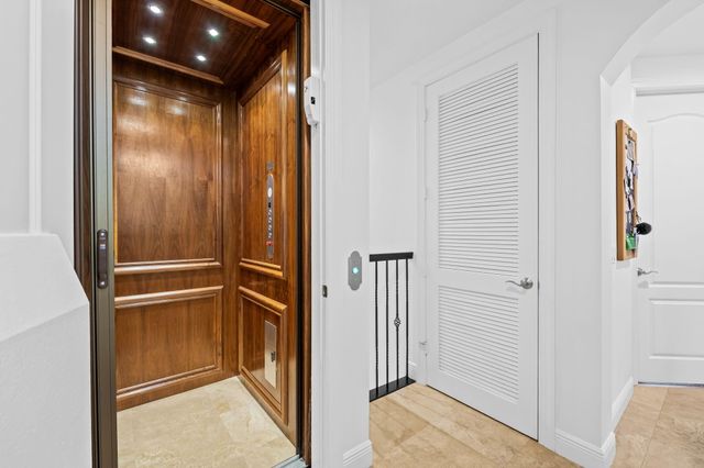 5580 NE Trieste Terrace, Boca Raton, FL 33487