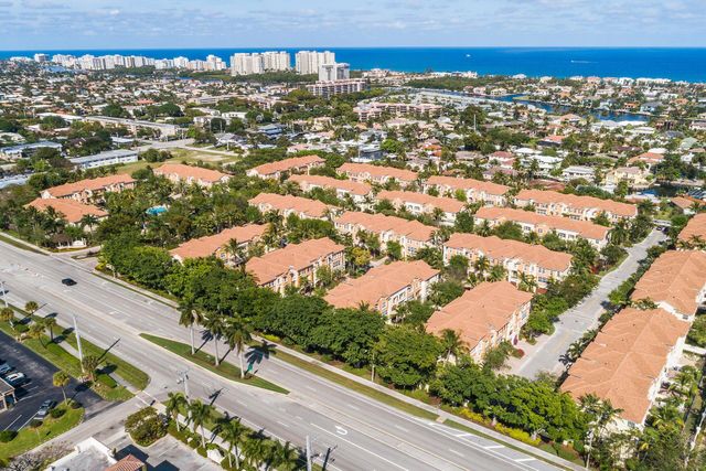 5580 NE Trieste Terrace, Boca Raton, FL 33487