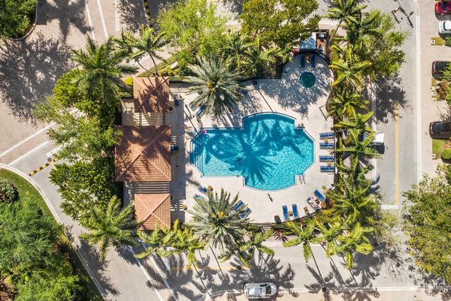 5580 NE Trieste Terrace, Boca Raton, FL 33487