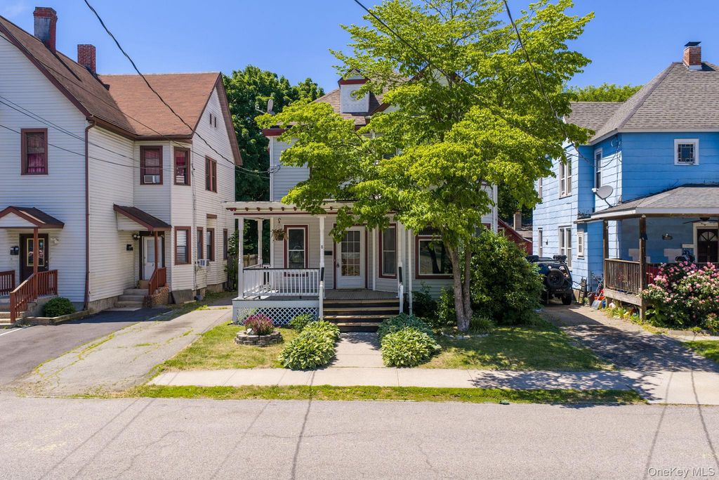 8 Sullivan Avenue, Port Jervis, NY 12771