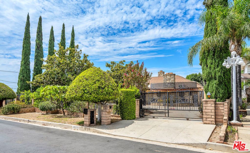 15623 Dorian Street, Sylmar, CA 91342 — exterior