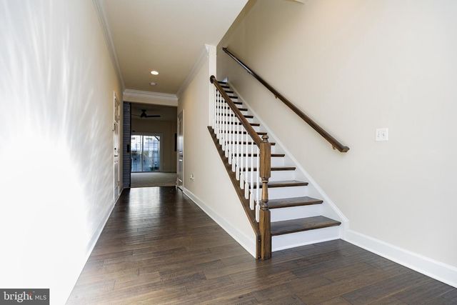 15318 LINVILLE CREEK DR, Haymarket, VA 20169