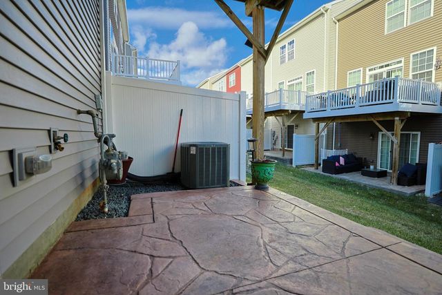 15318 LINVILLE CREEK DR, Haymarket, VA 20169