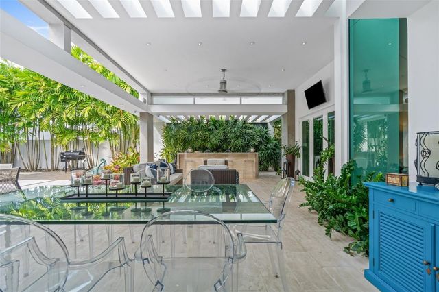 40 CALLE CAOBA, Guaynabo, PR 00966