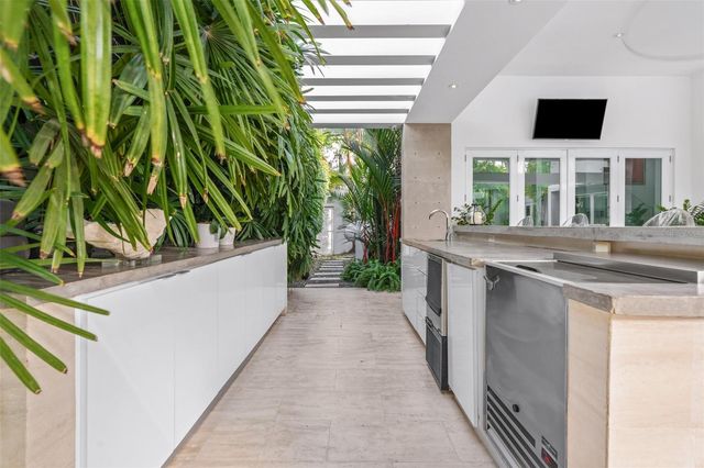 40 CALLE CAOBA, Guaynabo, PR 00966