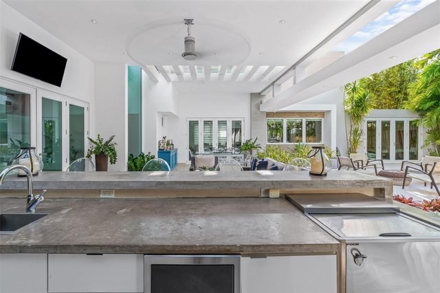 40 CALLE CAOBA, Guaynabo, PR 00966