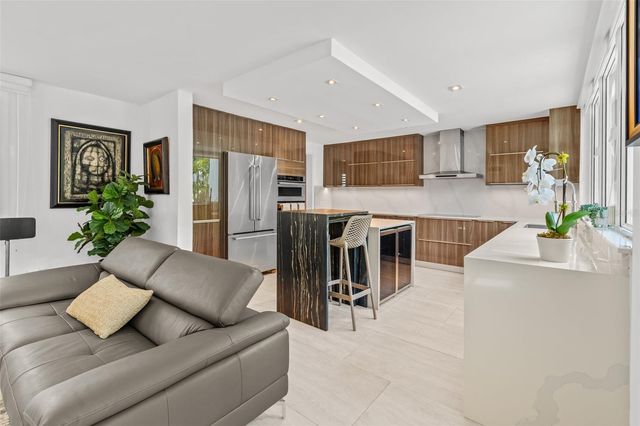 40 CALLE CAOBA, Guaynabo, PR 00966