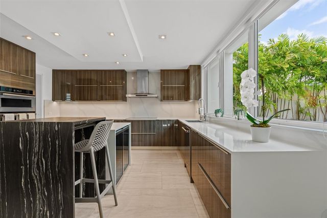 40 CALLE CAOBA, Guaynabo, PR 00966