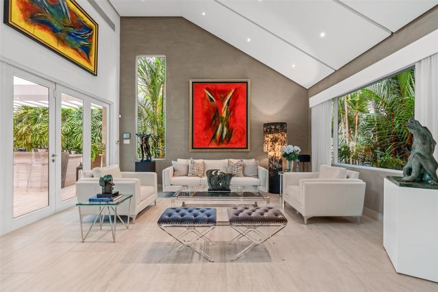 40 CALLE CAOBA, Guaynabo, PR 00966