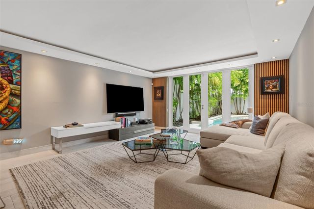 40 CALLE CAOBA, Guaynabo, PR 00966