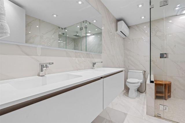 40 CALLE CAOBA, Guaynabo, PR 00966