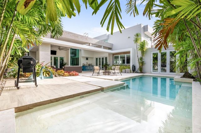 40 CALLE CAOBA, Guaynabo, PR 00966