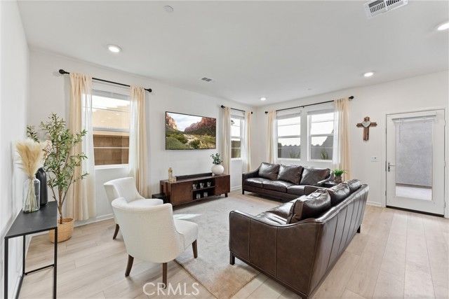 4010 Summer Way, Corona, CA 92883