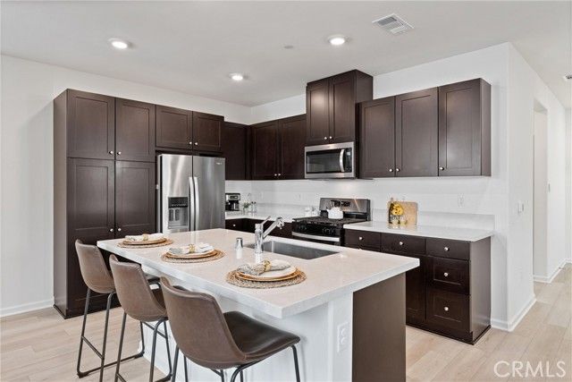 4010 Summer Way, Corona, CA 92883