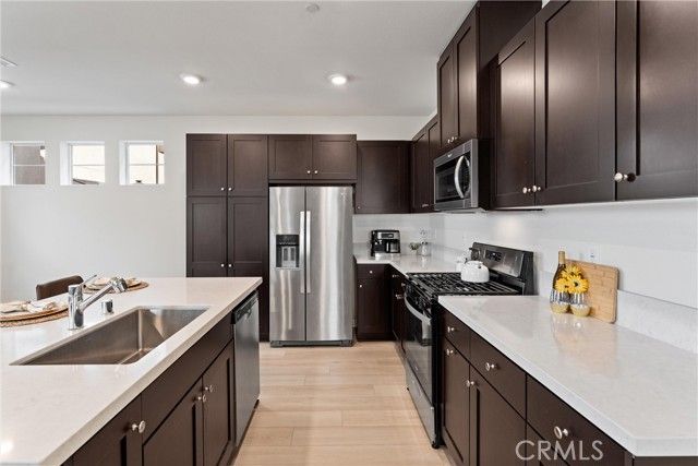 4010 Summer Way, Corona, CA 92883