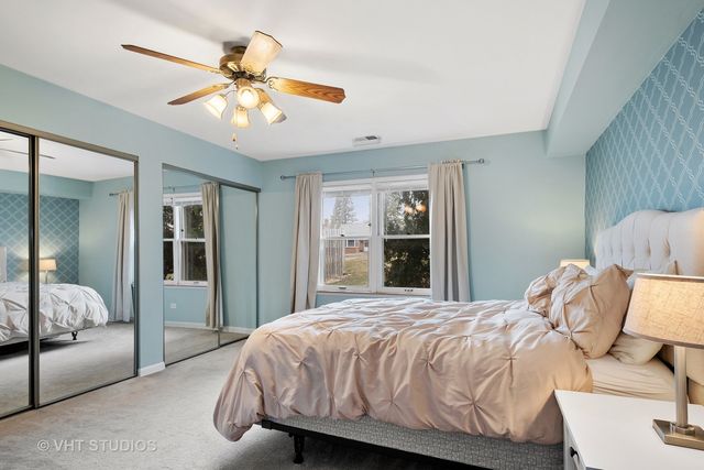 235 W Johnson Street 1B, Palatine, IL 60067