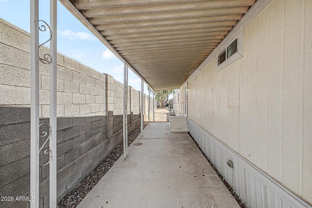 1221 N DYSART Road 27, Avondale, AZ 85323 — photo 3