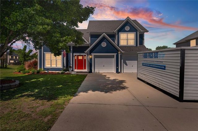 651 River Drive, Kansas City, KS 66111