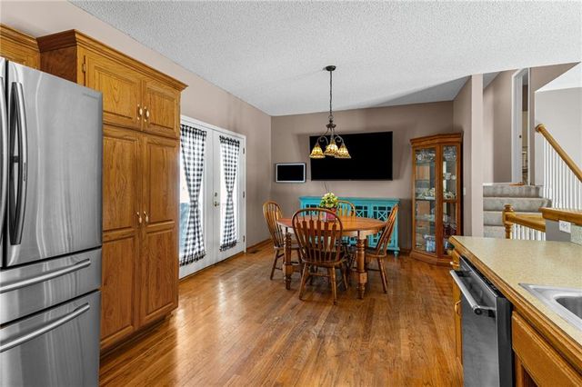 651 River Drive, Kansas City, KS 66111