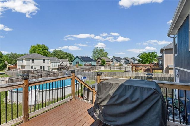 651 River Drive, Kansas City, KS 66111