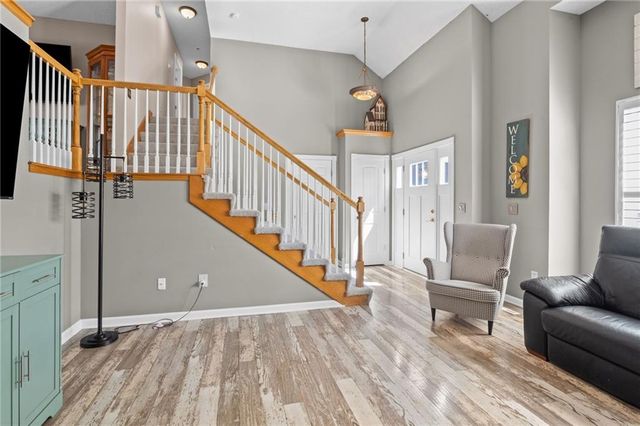 651 River Drive, Kansas City, KS 66111