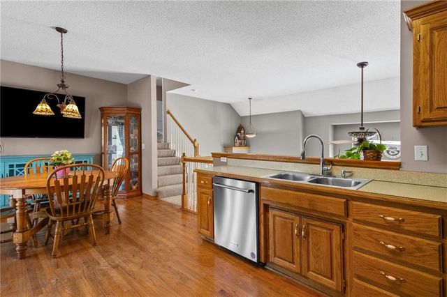 651 River Drive, Kansas City, KS 66111