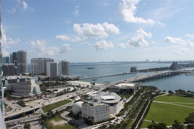 900 Biscayne Blvd 3207, Miami, FL 33132